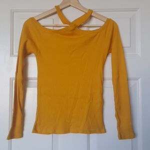 Yellow ribbed shirt/top